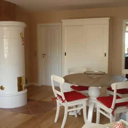 Tatil Evi Webstube Hausteil Mit Garten
